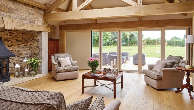The 405 is Centor’s premium aluminium Integrated Folding Door.